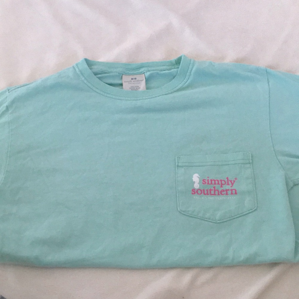 🤍simply southern tee🤍